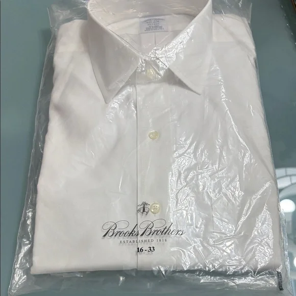 Brooks Brothers Classic White Dress Shirt - Picture 5 of 5